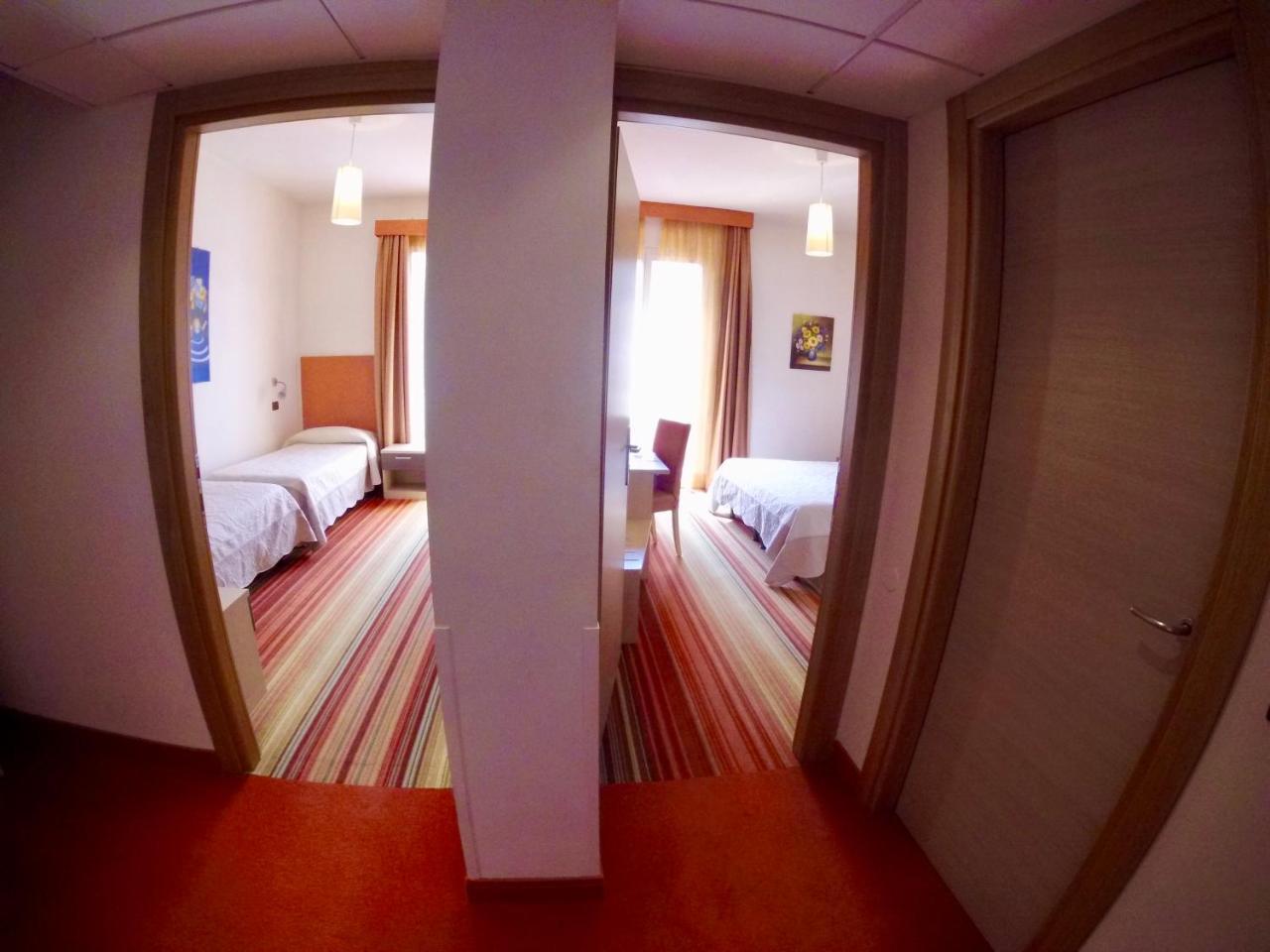 Hotel Suisse Sirmione Zewnętrze zdjęcie